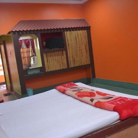 Hotel Golden Palace Kendrapara Екстер'єр фото