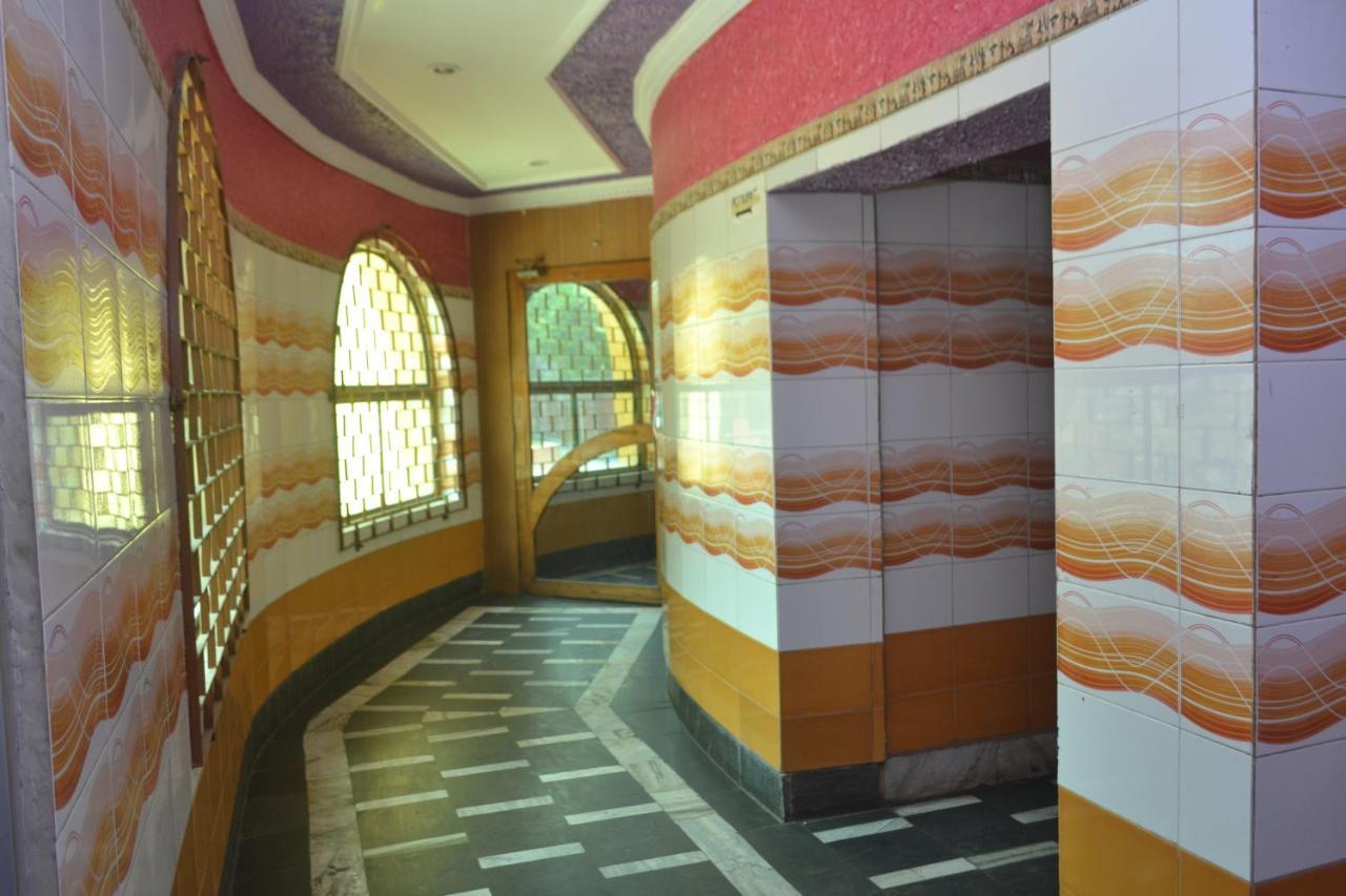 Hotel Golden Palace Kendrapara Екстер'єр фото